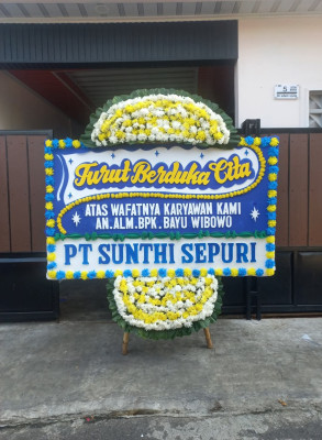 Papan Bunga Duka di Maliaro